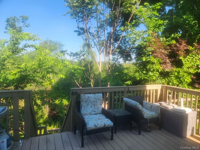 9 Westview Avenue, North Salem, NY 10560