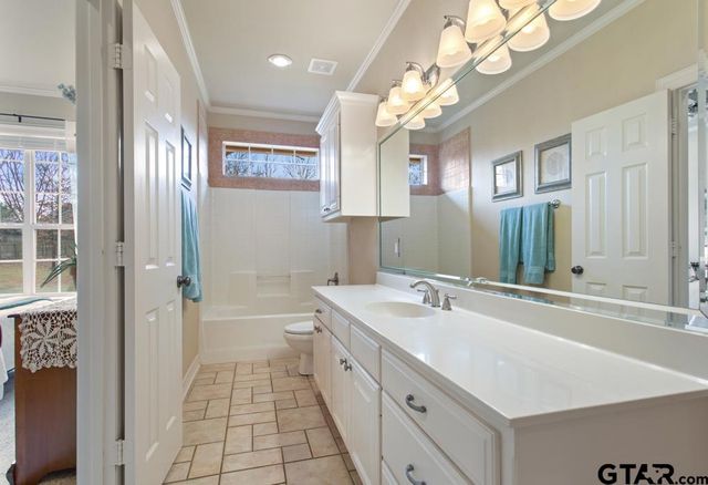 11167 Marsh Wren, Flint, TX 75762