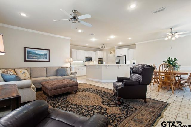 11167 Marsh Wren, Flint, TX 75762