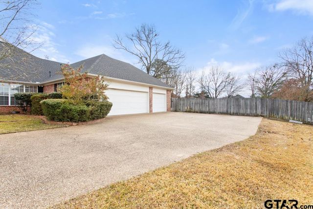 11167 Marsh Wren, Flint, TX 75762