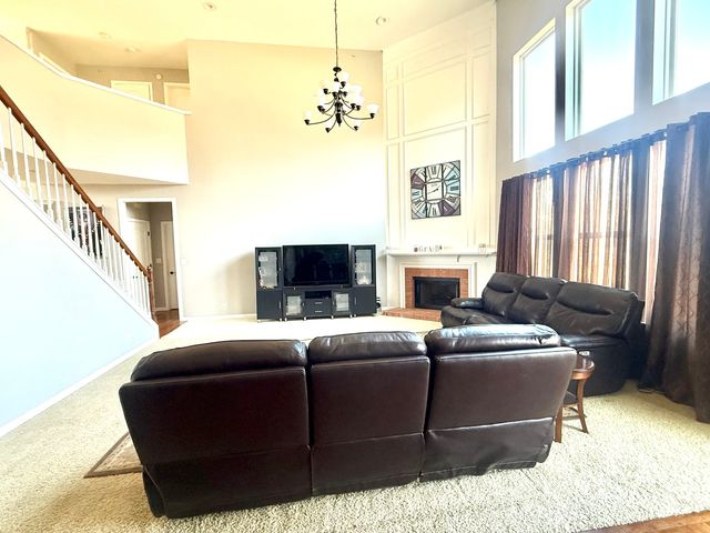 705 Blue Ridge Drive, Streamwood, IL 60107