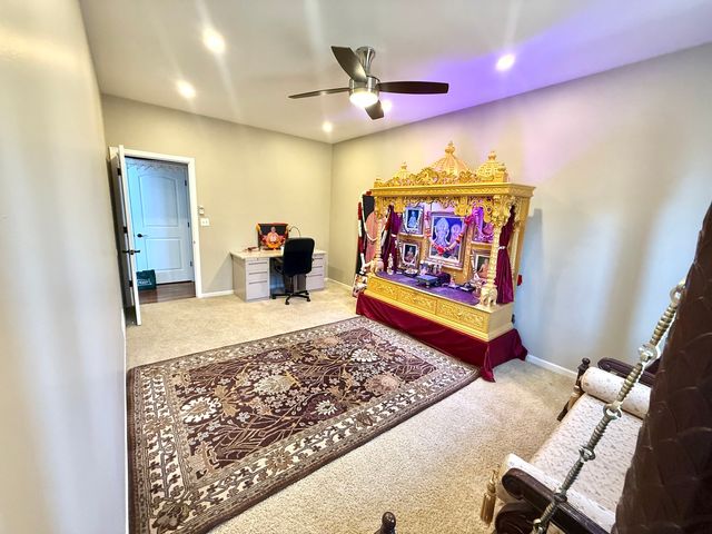 705 Blue Ridge Drive, Streamwood, IL 60107