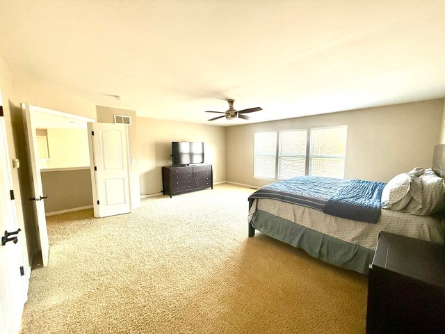 705 Blue Ridge Drive, Streamwood, IL 60107