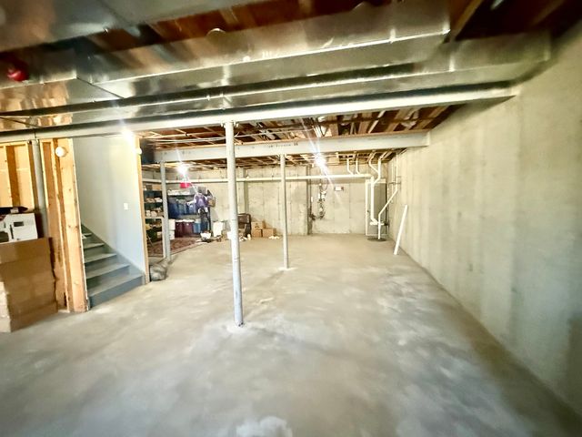 705 Blue Ridge Drive, Streamwood, IL 60107