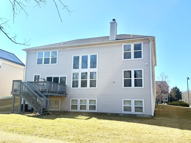 705 Blue Ridge Drive, Streamwood, IL 60107