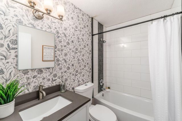 2897 Freedom Trail, Reynoldsburg, OH 43068