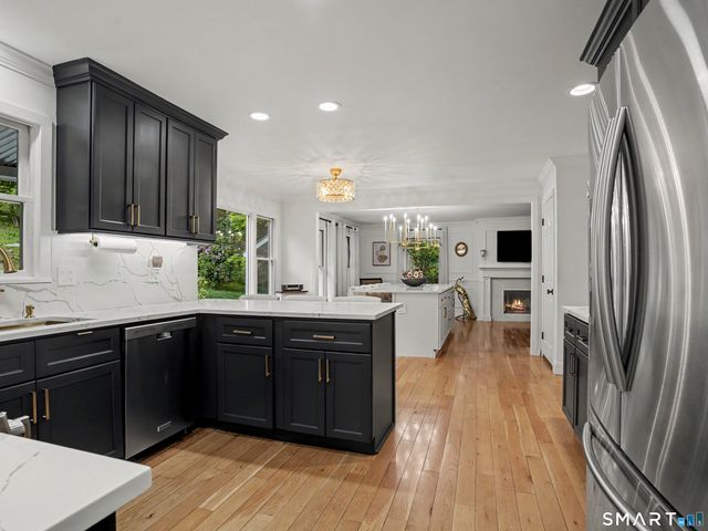 9 Fox Hollow Lane, Newtown, CT 06482
