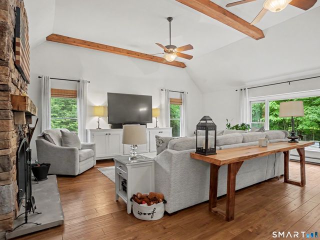 9 Fox Hollow Lane, Newtown, CT 06482