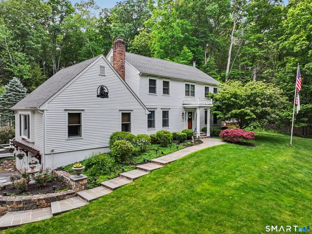 9 Fox Hollow Lane, Newtown, CT 06482