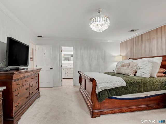 9 Fox Hollow Lane, Newtown, CT 06482