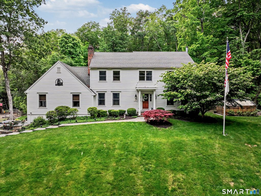 9 Fox Hollow Lane, Newtown, CT 06482