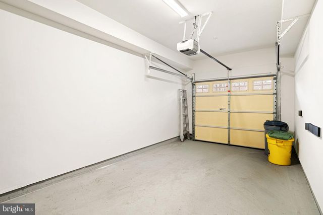 1364 NICKLAUS DR, Springfield, PA 19064