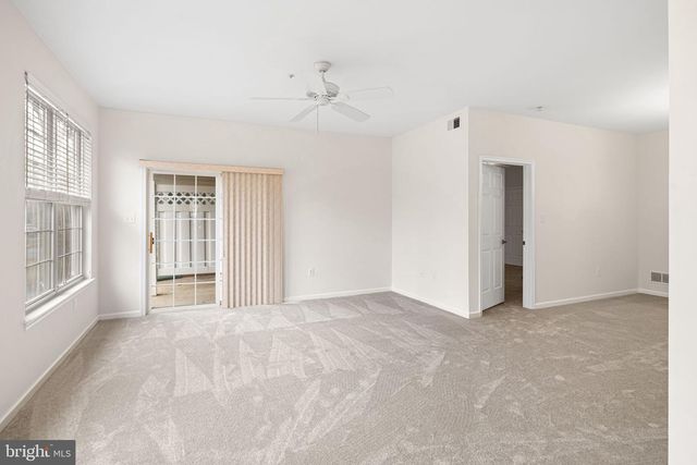 1364 NICKLAUS DR, Springfield, PA 19064