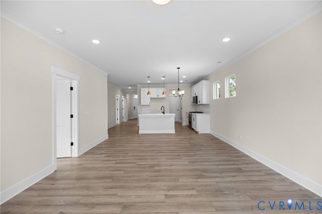 10263 Szalay Ln, Ashland, VA 23005