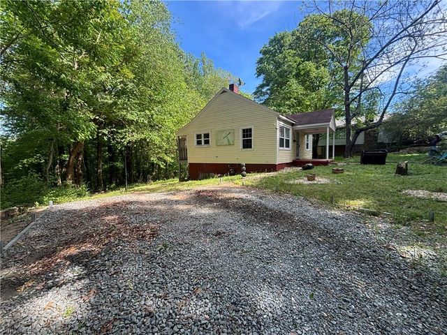 1633 Attucks Street, Winston-salem, NC 27105