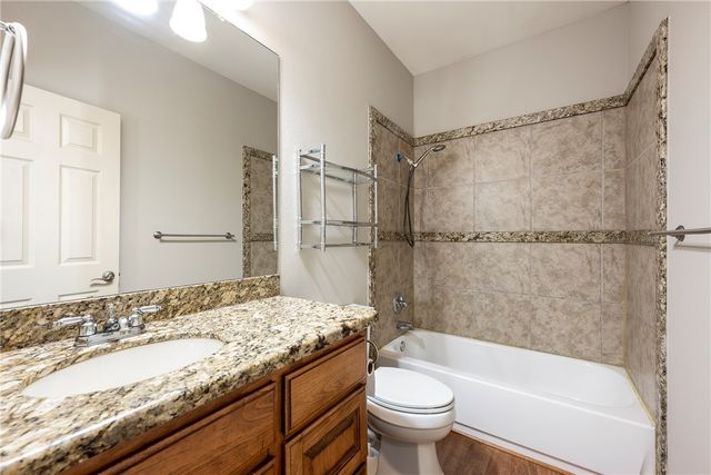 67 Skipton Drive, Bella Vista, AR 72714