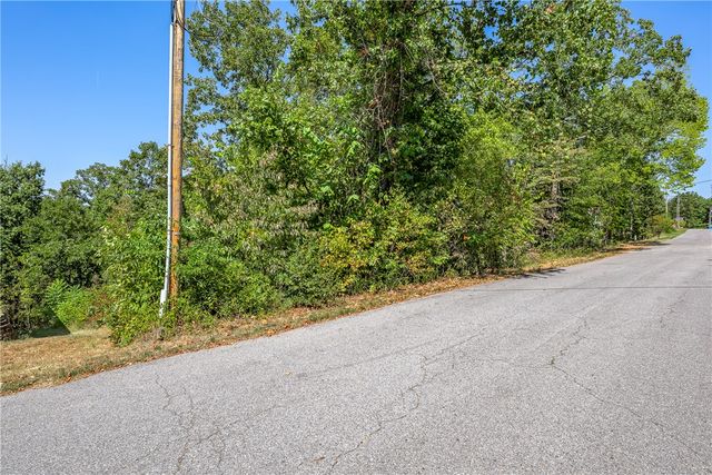 67 Skipton Drive, Bella Vista, AR 72714