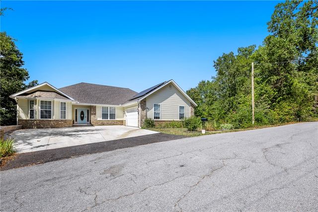 67 Skipton Drive, Bella Vista, AR 72714