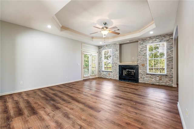 67 Skipton Drive, Bella Vista, AR 72714