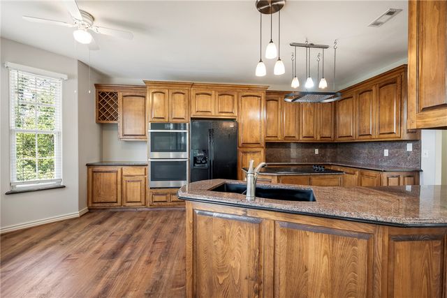 67 Skipton Drive, Bella Vista, AR 72714