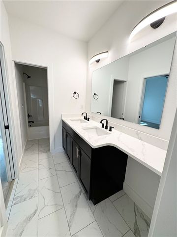 30 Rockhill Lane, Bella Vista, AR 72715