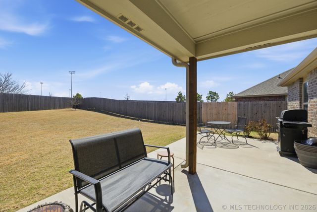 11101 N 133rd East Avenue, Owasso, OK 74055