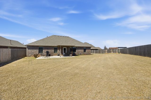 11101 N 133rd East Avenue, Owasso, OK 74055