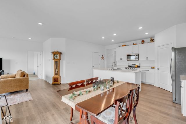 1114 Winterfield Boulevard, Franklin, IN 46131