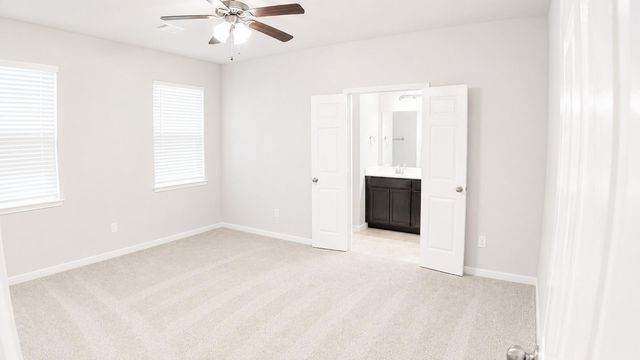 124 Camelot Place Court, Conroe, TX 77304