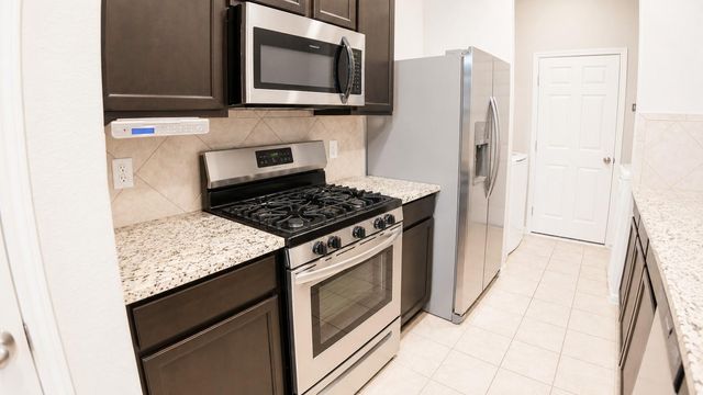 124 Camelot Place Court, Conroe, TX 77304