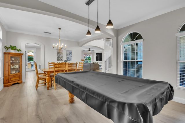 125 Flint Rock Ct, Roseville, CA 95747