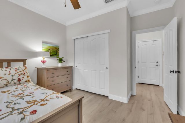 125 Flint Rock Ct, Roseville, CA 95747