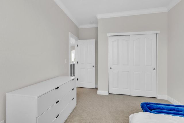 125 Flint Rock Ct, Roseville, CA 95747