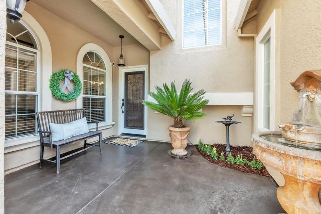 125 Flint Rock Ct, Roseville, CA 95747