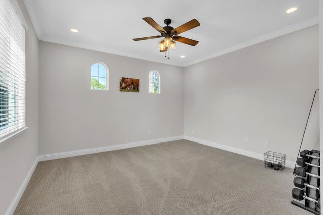 125 Flint Rock Ct, Roseville, CA 95747