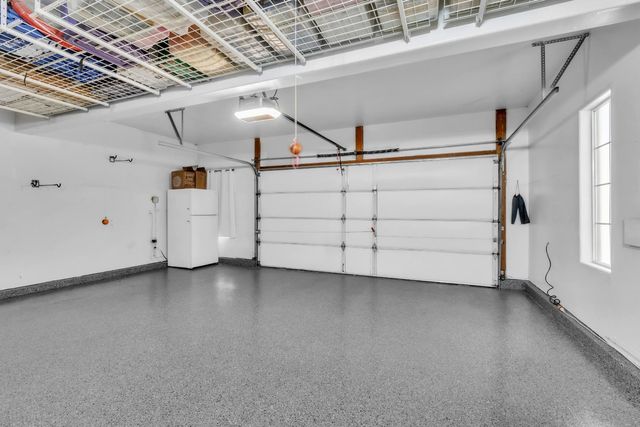 125 Flint Rock Ct, Roseville, CA 95747