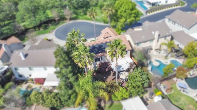 125 Flint Rock Ct, Roseville, CA 95747