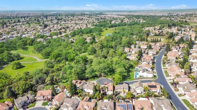 125 Flint Rock Ct, Roseville, CA 95747