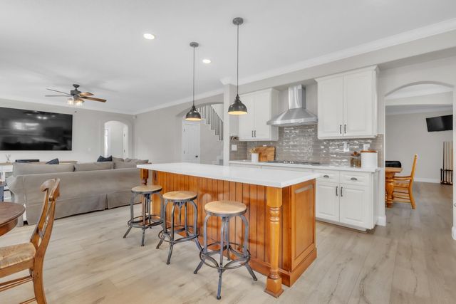 125 Flint Rock Ct, Roseville, CA 95747