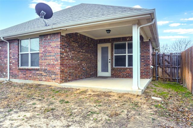 11917 Hassop Lane, Burleson, TX 76028