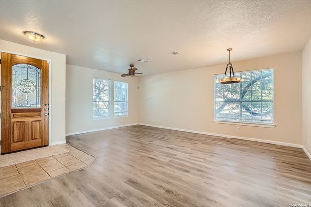 22302 Mesa Path, San Antonio, TX 78258