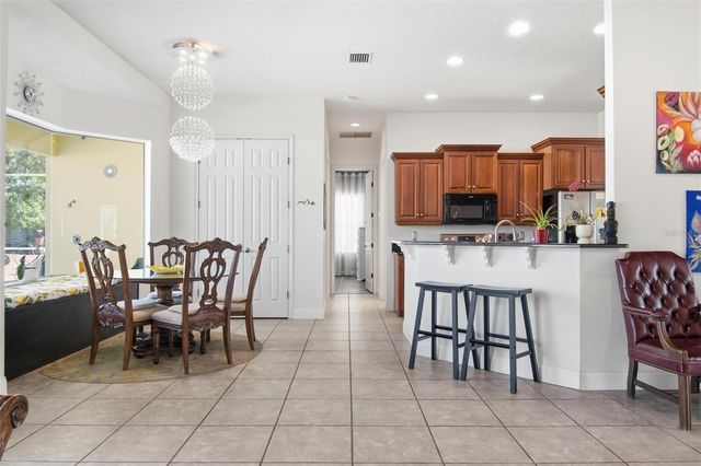 118 WHISPERING PINE DRIVE, Palm Coast, FL 32164