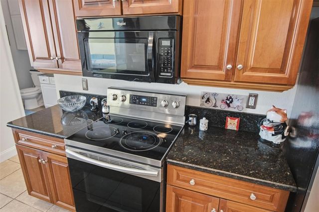 118 WHISPERING PINE DRIVE, Palm Coast, FL 32164