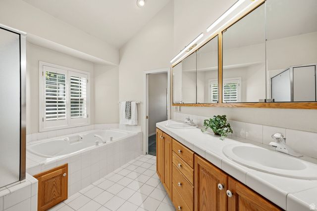 8506 S WILLOW CREEK DR, Sandy, UT 84093