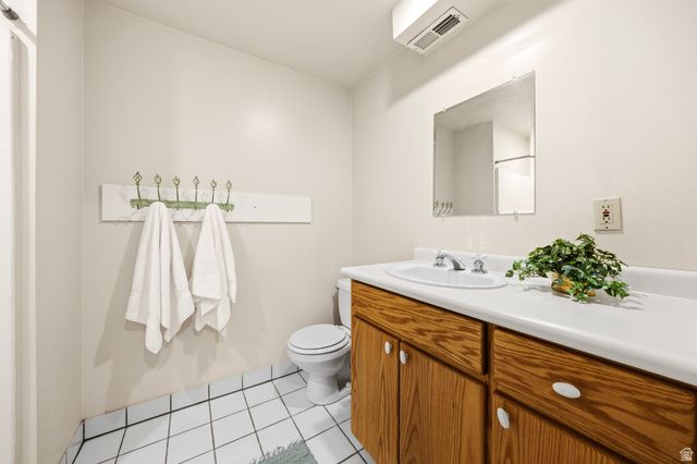 8506 S WILLOW CREEK DR, Sandy, UT 84093