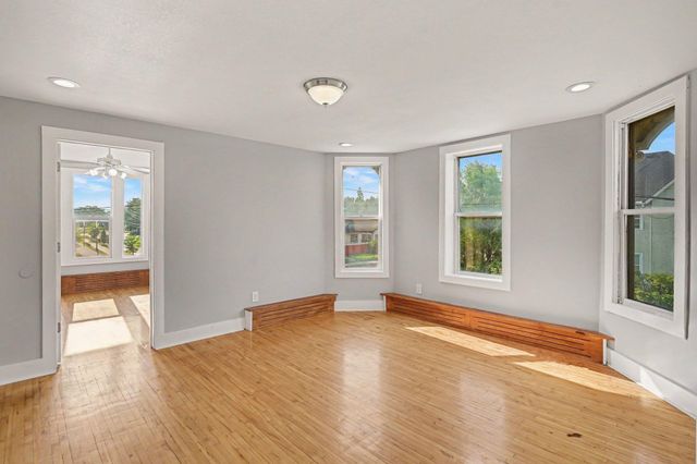 2600 University Avenue NE, Minneapolis, MN 55418