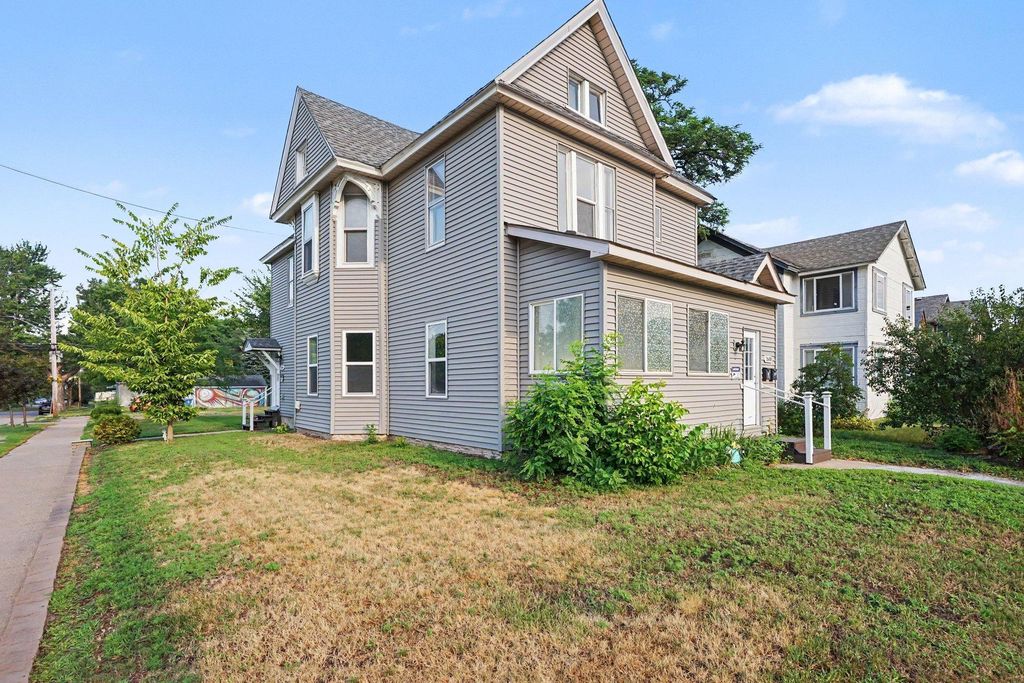2600 University Avenue NE, Minneapolis, MN 55418