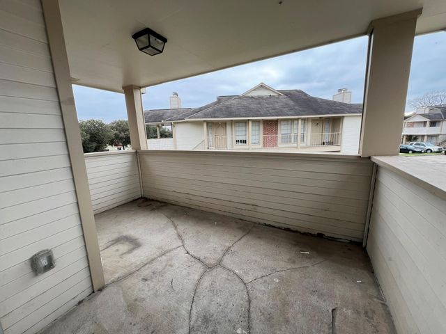 11500 Meadow Lane 4, Houston, TX 77477