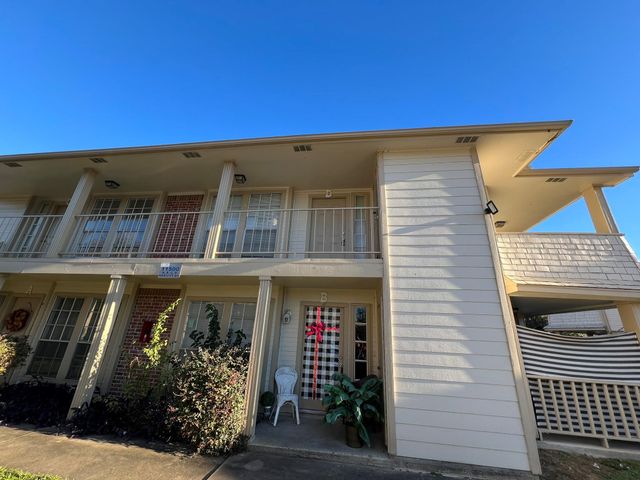 11500 Meadow Lane 4, Houston, TX 77477