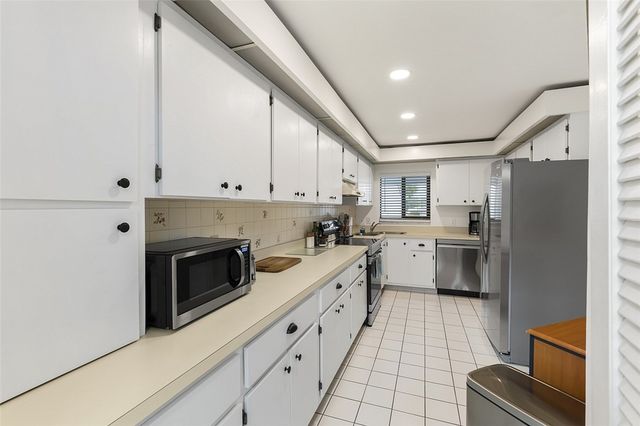 2155 Galleon Drive 4, Vero Beach, FL 32963